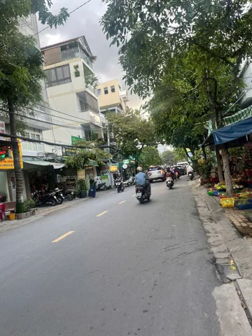 Bán nhà Mat tiền đường số 45 p tân quy . dt 8x20m 1 trệt 2 lầu , giá 33 tỷ. Lh: 0942.18.38.68 Huy