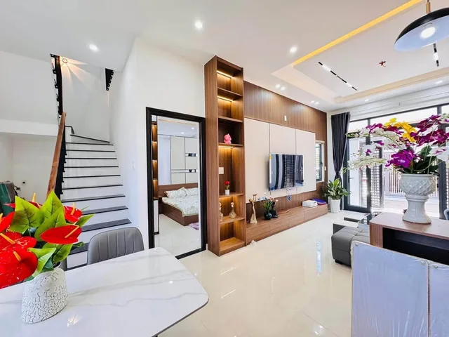 Dãy Shophouse 584 Tôn Đản - Còn 1 Căn Duy Nhất