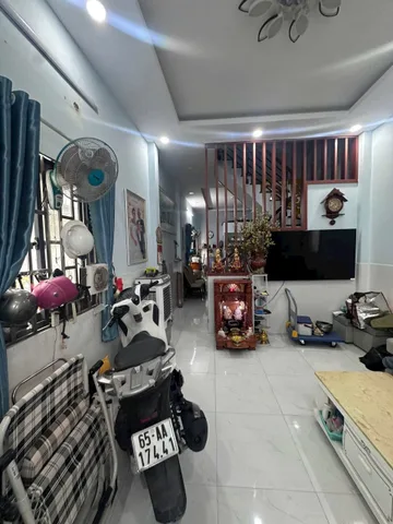 Nhà 2tầng 4tỷ1 phường Trường Thọ hẻm đường 11 . Sổ riêng không quy hoạch . 69m đất