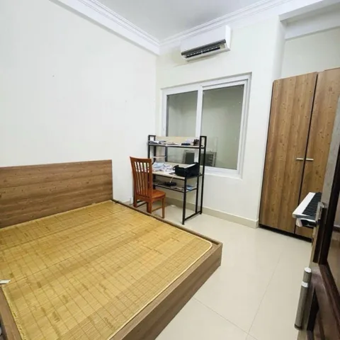 7.6 tỷ CCMN Hồ Tùng Mậu sổ 40m2, 5 tầng, 7 phòng, thu 25tr/tháng