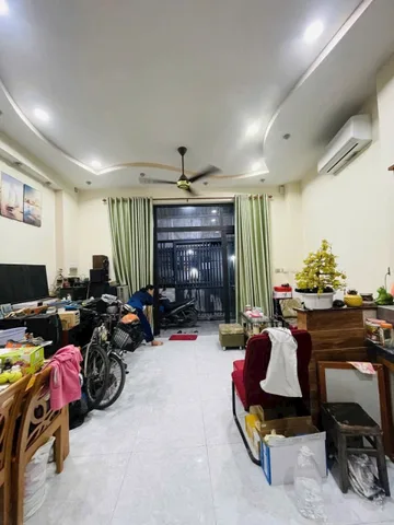 Nhà 2 tầng 4tỷ3 . 72m đất phường Bình Chiểu . Hẻm đường Bình Chiểu . Sổ riêng không quy hoạch