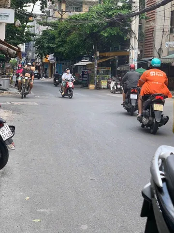 Bán nhà hẻm xe hơi gần VinCom Nguyễn Xí 73m2 , 8.8tỷ 4pn 5wc - Bình Thạnh