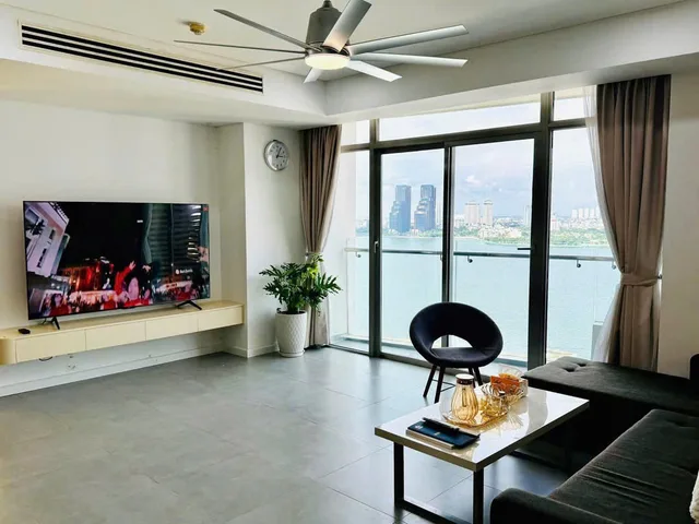 bán căn hộ Watermark Tây Hồ 130m2 - 3pn - 2vs 19,2 tỷ căn góc, full NT, View hồ tây