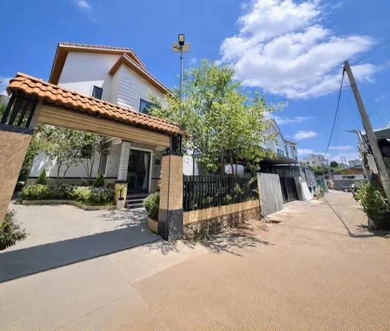 CHO THUÊ VILLA 6 PHÒNG NGỦ SÂN VƯỜN PHƯỜNG 5 ĐÀ LẠT