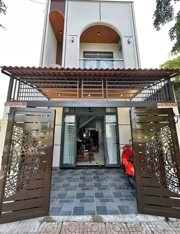 NHÀ PHỐ HIỆN ĐẠI CAO CẤP