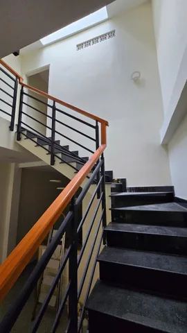 Bán nhà hẻm nhựa 10m có vỉa hè Đinh Bộ Lĩnh 4x16m, 2 lầu 6PN 6WC khu nhiều đại học