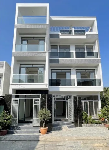 Nhà mới ở ngay 4 tầng Công chứng đứng tên sổ Giá 3 tỷ 55