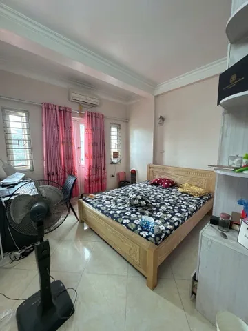 Hàng Hiếm Nguyễn Văn Linh: Ô Tô Tránh - Cách Mặt Phố Đúng 30m!