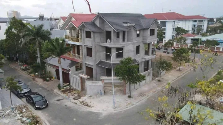🏡🔥 CẦN BÁN 2 CĂN BIỆT THỰ KHU PHƯỚC SƠN – GẦN BLANCA CITY SUN GROUP – GIÁ CHỈ 15.5 TỶ/CĂN 🔥🏡