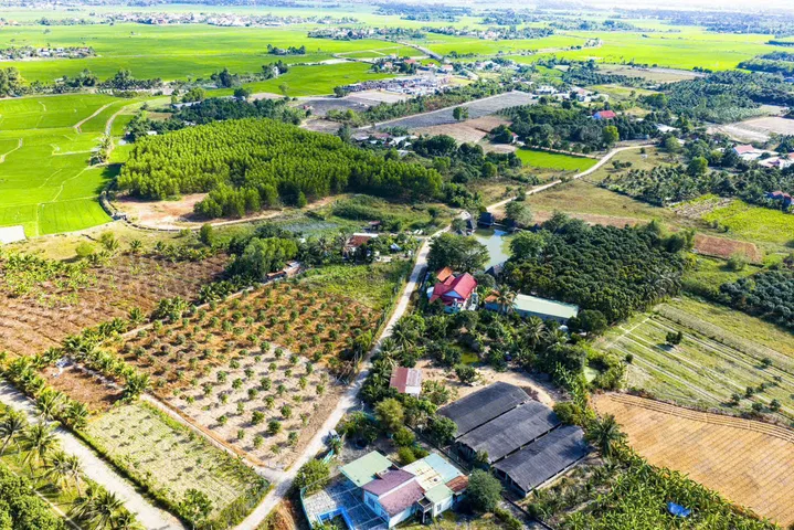 Bán lô đất Suối Tiên full thổ cư giá tốt