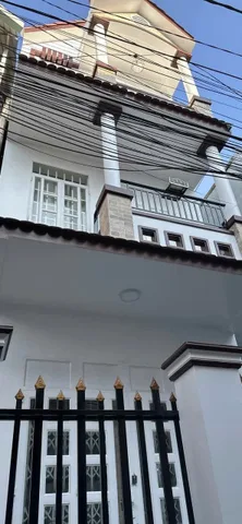 Cho thuê nhà 4 phòng ngủ đường lý tự trọng cần thơ giá 7 triệu