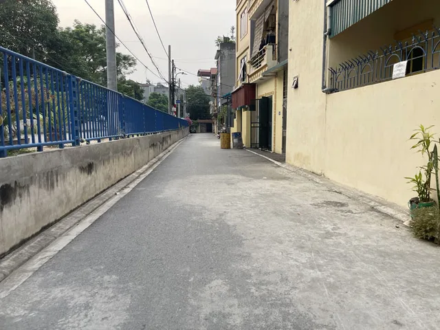 Cần bán 65m2 đất Làng Cam, Cổ Bi. Đường ô tô tránh, đỗ ngày đêm, sát chợ Vàng - Cam