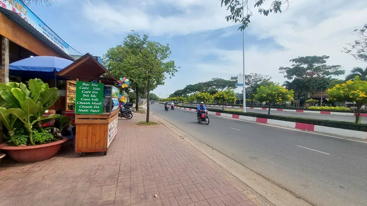 🔥 VIP - CHO THUÊ NHÀ XƯỞNG MẶT TIỀN ĐƯỜNG LỚN (P8) – 400M² THÔNG SUỐT – XE LỚN RA VÀO THUẬN TIỆN 🔥