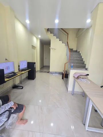CHO THUÊ NHÀ 4 PHÒNG NGỦ GẦN ĐƯỜNG SỐ QUẬN 4