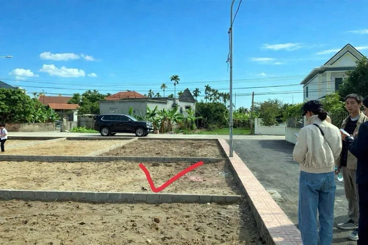 05.2026.Bán đất 60m² full thổ cư ngang 5,25m . đường thông 4m. giá 1.05 tỷ tại Xã An Trường(Bát Trang). liên hệ 0362558882.