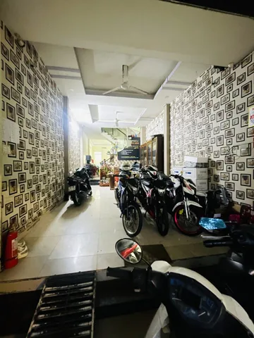 Nhà 4tầng 9tỷ5 phường Hiệp Bình Phước - đường xe tải- khu dân cư Hồng Long . Sổ riêng