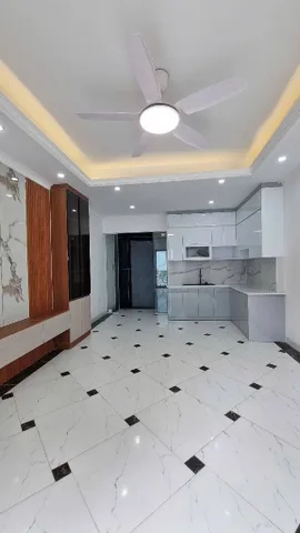 Bán nhà 30m² full thổ cư ngang 3.6m giá 6.6 tỷ tại Đường Vũ Đình Tụng Phường Long Biên