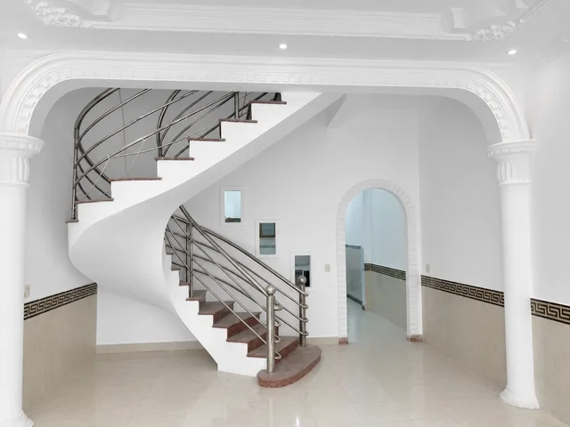 Nhà hẻm Nguyễn Sơn , cạnh đại siêu thị BigC , thông Lũy Bán Bích + Thoại Ngọc Hầu
