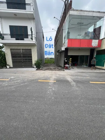 Bán 70 m mặt đường nhựa Lâm Động giá êm. Cách 203:100m. Kinh doanh được.l/h:076.231.9990 Thúy em