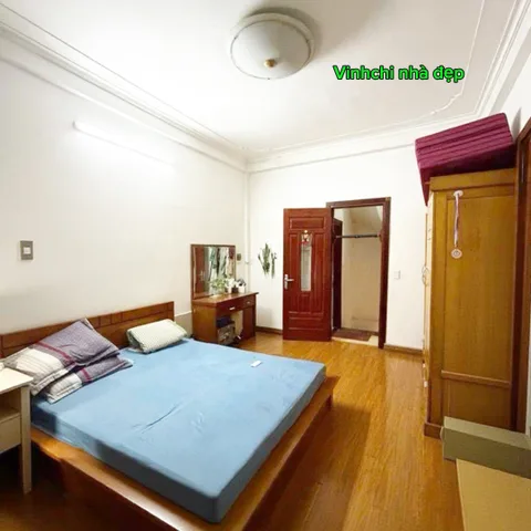 Hoàng Quốc Việt gần 52m2, 5 tầng dân xây, 11.8 tỷ