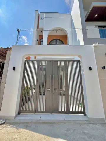 DUY NHẤT CĂN GÓC 2 MẶT TIỀN 5X18 CHỈ 650TR NHẬN NHÀ NGAY