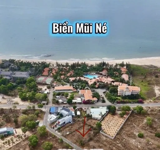 Bá 1500m2 đường nhựa trung tâm Phú Hài, view biển. Giá 14 triệu/m2 lvcc 0982482666