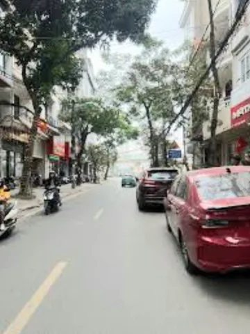 Cho Thuê Nhà Phân Lô Ngõ 25 Võ Văn Dũng - Hoàng Cầu 50M² 5 Ngủ - Nội Thất CB - Giá Thuê 20tr
