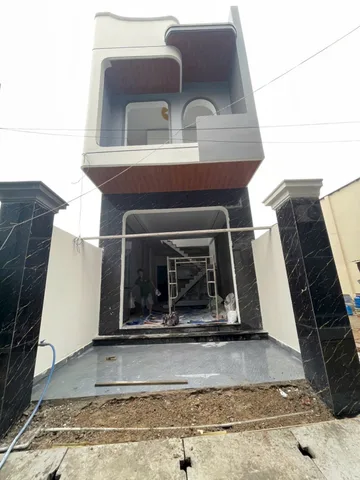 Bán Nhà 1Lầu 1Trệt Đầy Đủ Công Năng .68m2.  3Pn. Chỉ 2Tỷ850Tr