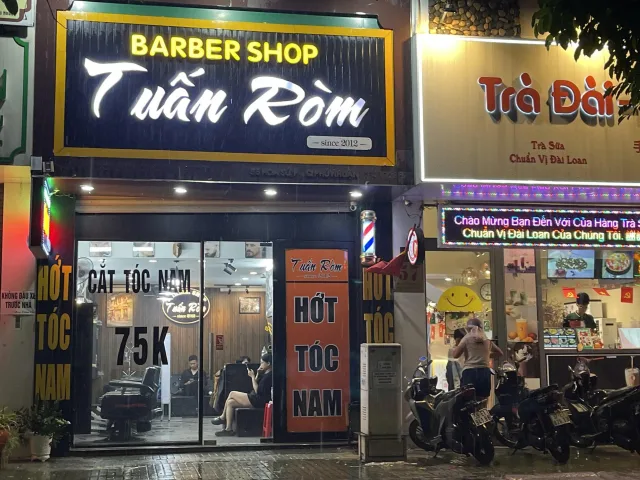 CHO THUÊ MẶT BẰNG, HOA SỨ -  KHU PHAN XÍCH LONG.