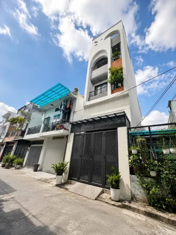 NGAY GÒ DẦU, KỀ BÊN AEON MALL - 5 TẦNG MỚI, NT XỊN, TM - GẦN 60M2, SỔ A4 - Ở NGAY - HƠN 8T