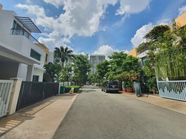 BDS HVL [NC] BÁN B3 RIVIERA GIANG VĂN MINH Q2 GIÁ TỐT