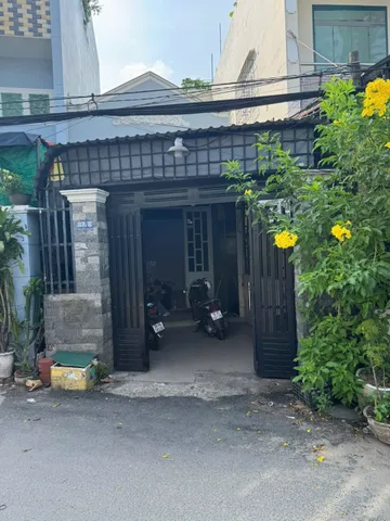 BÁN NHÀ XÃ XUÂN THỚI THƯỢNG CŨ - DT 78 M2 - SHR - CHỈ 3.8TỶ. LH:0906699222.