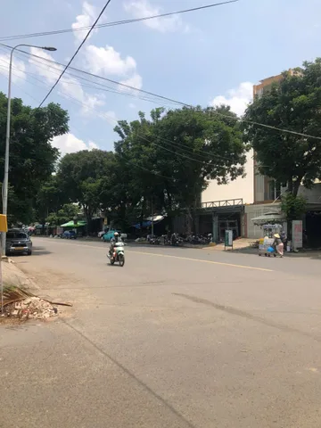 Bán lô đất HXH Ung Văn Khiêm (4x15) vuông vức, khu phân lô, đồng bộ. Cách ĐH Hutech 100m.