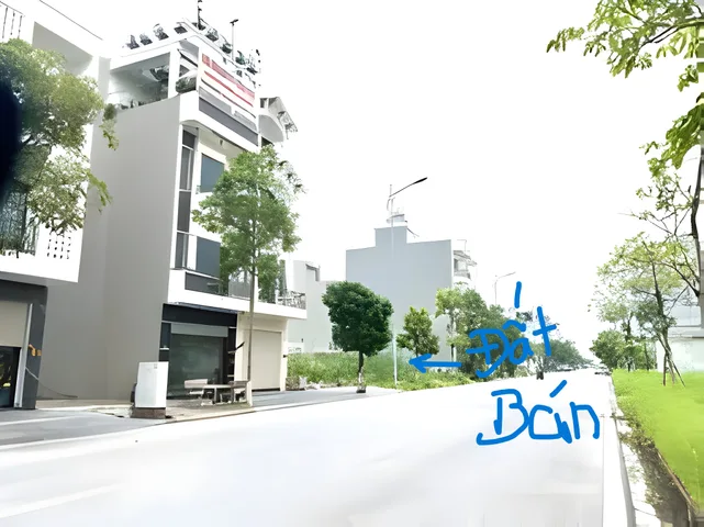 BÁN ĐẤT QUÂT LÂM, TRỤC CHÍNH RA BIỂN, KINH DOANH SẦM UẤT, PHÙ HỢP TOÀ KHÁCH SẠN, NHÀ NGHỈ