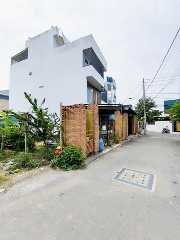 🚗 BÁN LÔ ĐẤT - 116M2(5.3*22), FULL THỔ, CÔNG NHẬN ĐỦ - XD CAO - KHÔNG QH, LG  - HẺM XE HƠI - GẦN UBND, CHỢ - P LONG PHƯỚC.(A)