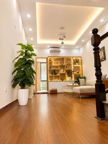2 TỶ HƠN – CẢ NHÀ 3 THẾ HỆ SỐNG GIỮA PHỐ TÔN ĐỨC THẮNG, CON TỰ ĐI HỌC CHỈ 50M