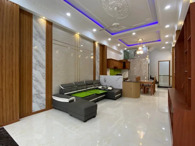Bán Nhà 1Lầu 1Trệt Đầy Đủ Công Năng Đường Ô tô Né Nhau Thông Bàn Cờ