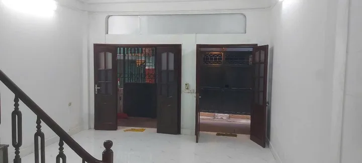 Cho Thuê Nhà Ngõ 194 Đội Cấn 57M² 4 Tầng 5 Ngủ - Ngõ Thoáng - Giá Thuê 14tr