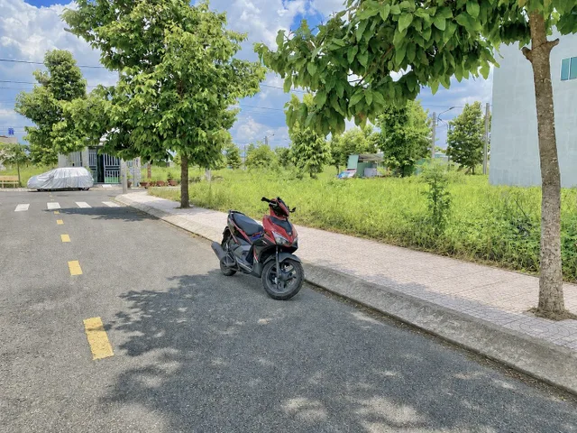 Nền 5,5m KDC Thuận đạo cách 300m đường 830 DT 5,5x17m (93m²) Giá 1.47 tỷ, xã Long Cang, Tây Ninh