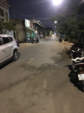 Bán nhà 400m² có sẵn 260m² thổ cư ngang 11.2m giá 27 tỷ tại Đường Hưng Lân Xã Bà Điểm