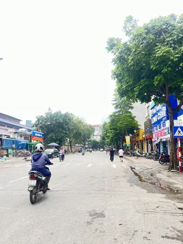 Cực Hiếm Mặt Phố Trần Quốc Hoàn – 5 Tầng Kinh Doanh Sầm Uất