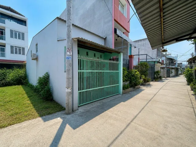 Bán đất 127m2, Lê Văn Lương, Phước Kiển, ngang 8x18m, hẻm xe hơi, giá 4.7 tỷ