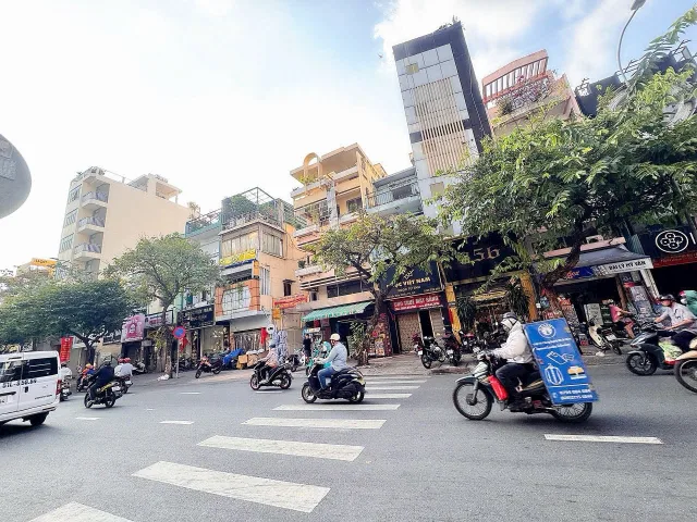 BÁN SIÊU PHẨM TOÀ NHÀ 7 TẦNG MẶT TIỀN KINH DOANH Đ.NGUYỄN ĐÌNH CHIỂU, QUẬN 3- NGANG LỚN 7,9M*21m- CHỈ 56T- HĐT ĐỀU 110TR/TH- 0938676685 GIANG GIANG XEM NHÀ
