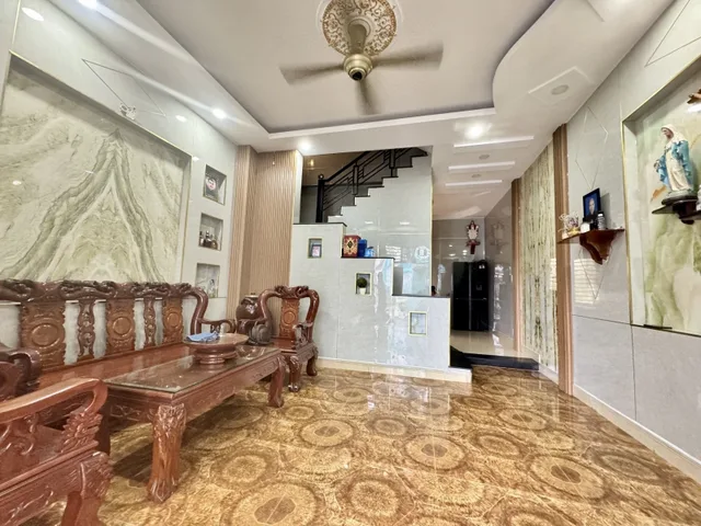 🌴Bán nhà 3 tầng - 50mv (5*10), Hoàn công, Hẻm xe hơi, Gần Chợ, QL1K, Làng ĐHQG Linh Xuân.(8)