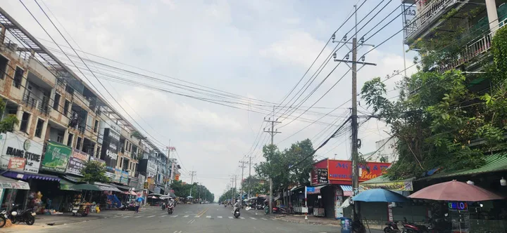 đất vị trí đẹp giá 1 tyxx có bank vay sát ql13, gần đại học việt đức