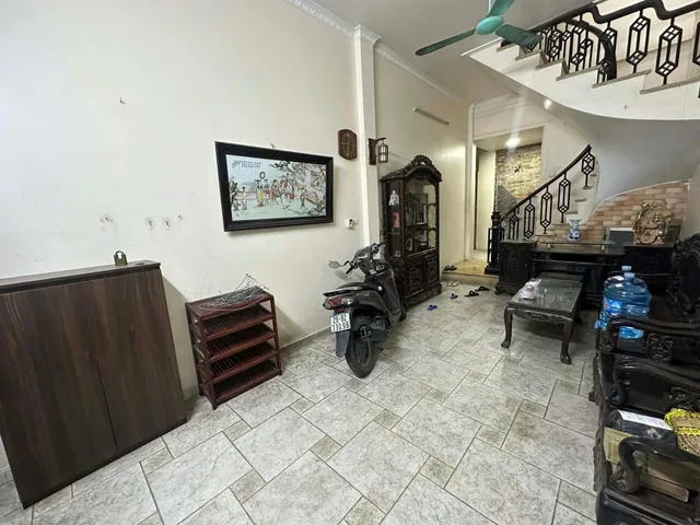 Cho thuê nhà riêng Bạch Mai, Hai Bà Trưng 42M x 4T, 4 ngủ giá 14 triệu