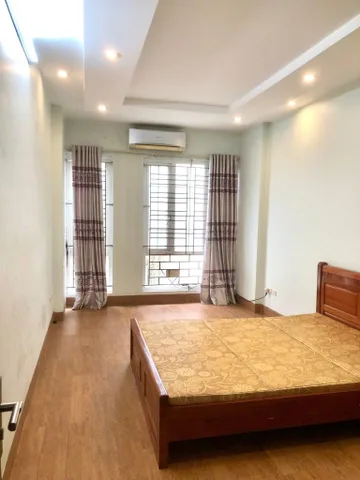 Nhà Minh Khai, quận Hai Bà Trưng 42M x 5T, 6 phòng giá 12 triệu