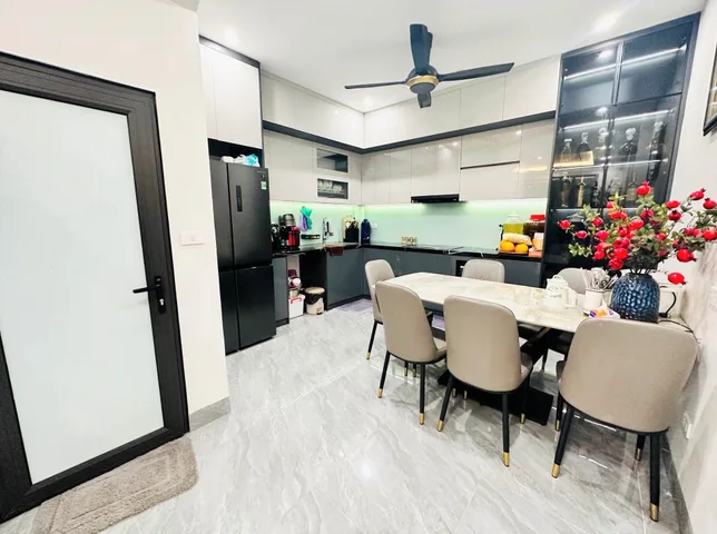 BÁN NHÀ CHU HUY MÂN, PHÚC ĐỒNG - 60M X 5 TẦNG THANG MÁY, FULL NỘI THẤT - GIÁ 9.4 TỈ