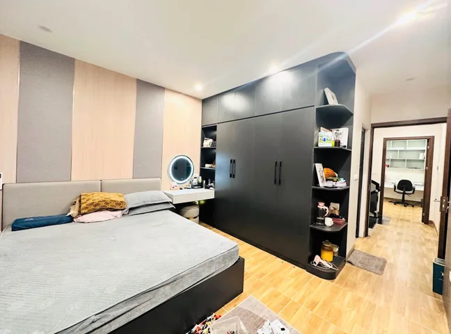 BÁN NHÀ CHU HUY MÂN, PHÚC ĐỒNG - 60M X 5 TẦNG THANG MÁY, FULL NỘI THẤT - GIÁ 9.4 TỈ