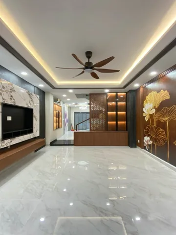 [L2342] Nhà Đẹp Hoàn Công Đầy Đủ Khu VIP Đặng Thùy Trâm!